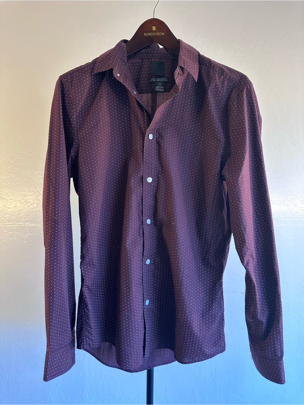 H&M Men's Maroon Dot-Pattern Long Sleeve Dress Shirt